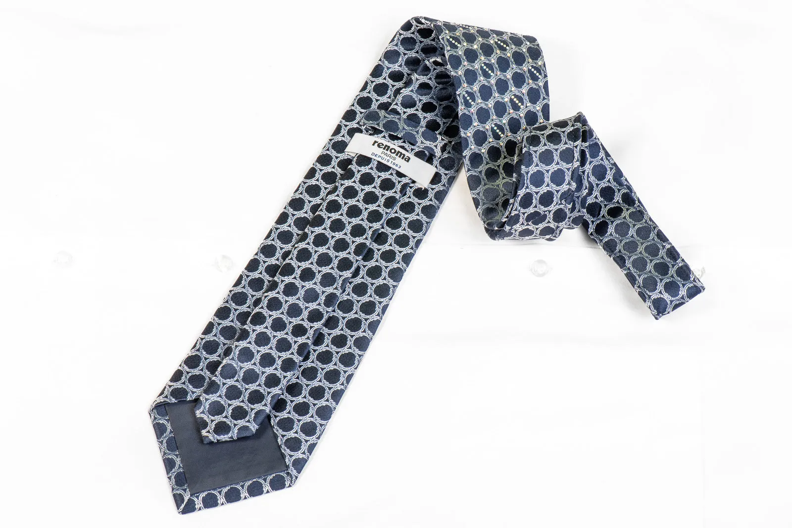 Renoma Men's Silk Rhinestone Necktie Silver Interlocking Chains On Navy