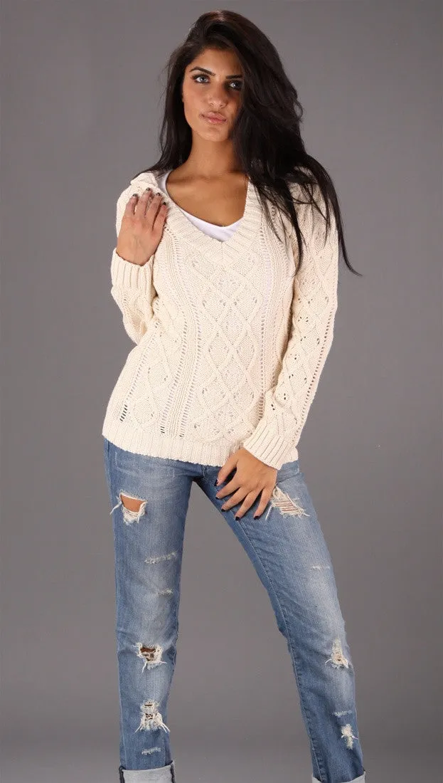 Sweet Romeo V-Neck Sweater in Natural